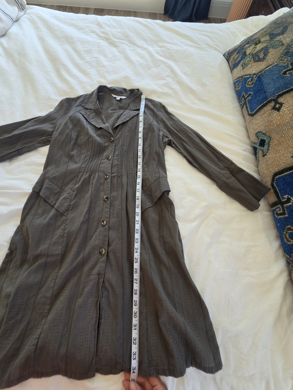 Cabi Button-Front Mini Dress/Cardigain - Picture 4 of 7